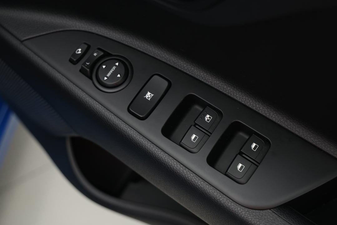 2021 Kia Rio Sport, Automatic, 12076 km, Drivers Side Door Panel Controls