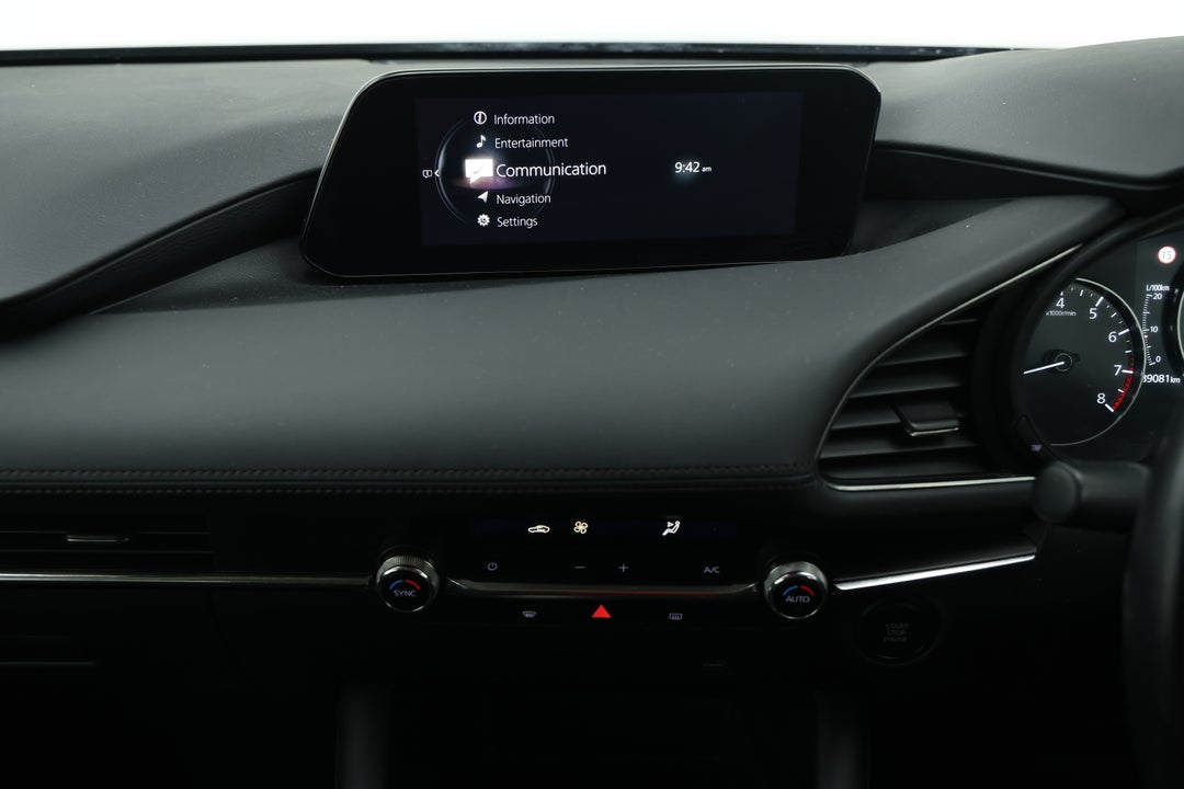 2021 Mazda 3 G20 Evolve, Automatic, 89081 km, Center Console