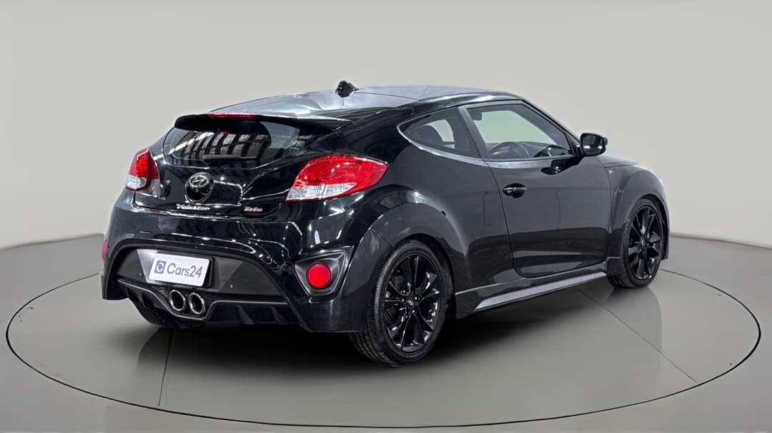 2015 Hyundai Veloster Sr Turbo, Automatic, 83696 km, Right Back Diagonal (45- Degree) View
