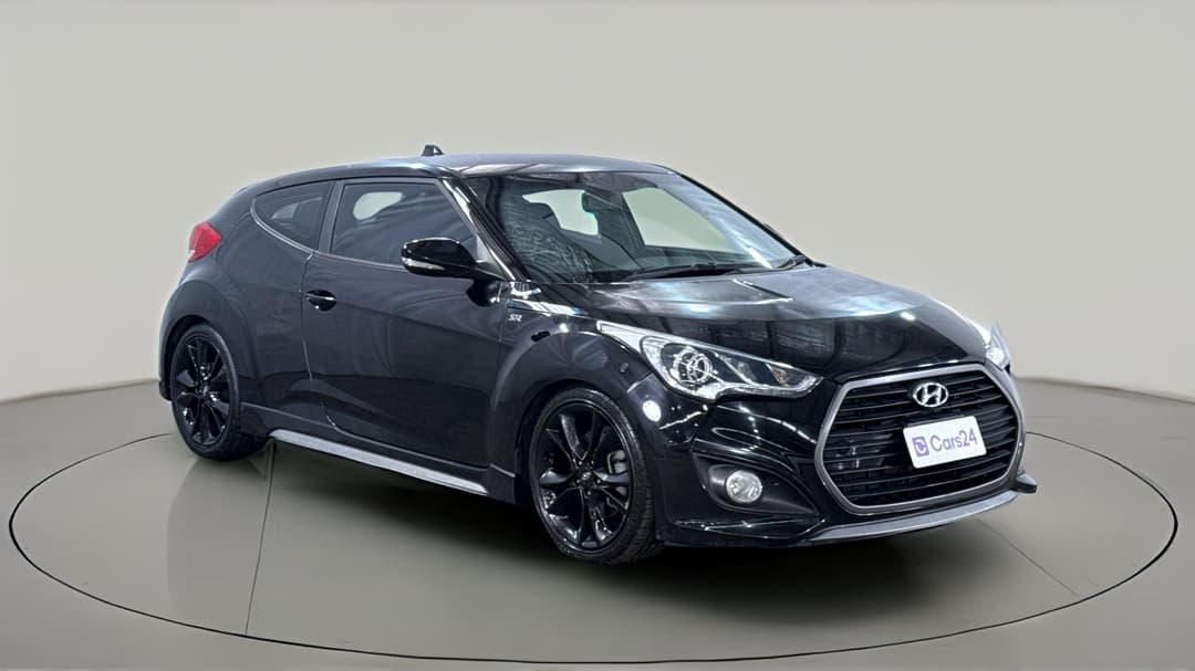 2015 Hyundai Veloster Sr Turbo, Automatic, 83696 km, Right Front Diagonal (45- Degree) View