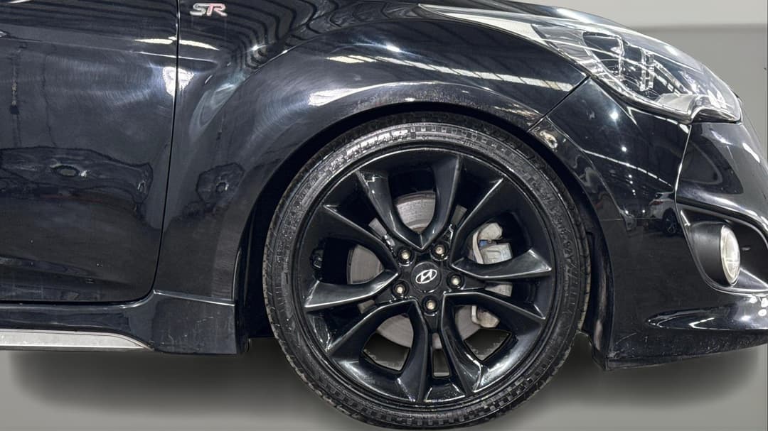 2015 Hyundai Veloster Sr Turbo, Automatic, 83696 km, Right Front Wheel
