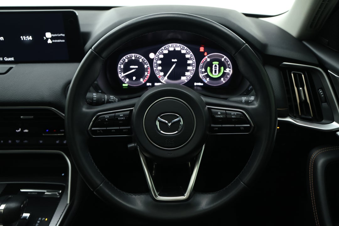 2024 Mazda Cx-60 G40e Gt Hybrid, Automatic, 22457 km, Steering Wheel Close-up