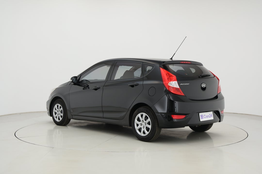 2014 Hyundai Accent Active, Automatic, 109379 km, Left Back Diagonal (45- Degree) View