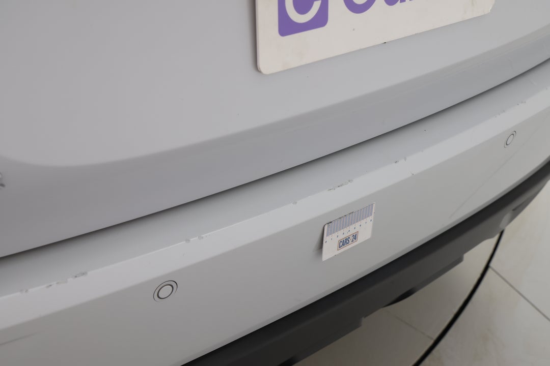 2024 Mitsubishi Outlander Es 7 Seat (2WD), Automatic, 27208 km, Bumper Rear Scratch