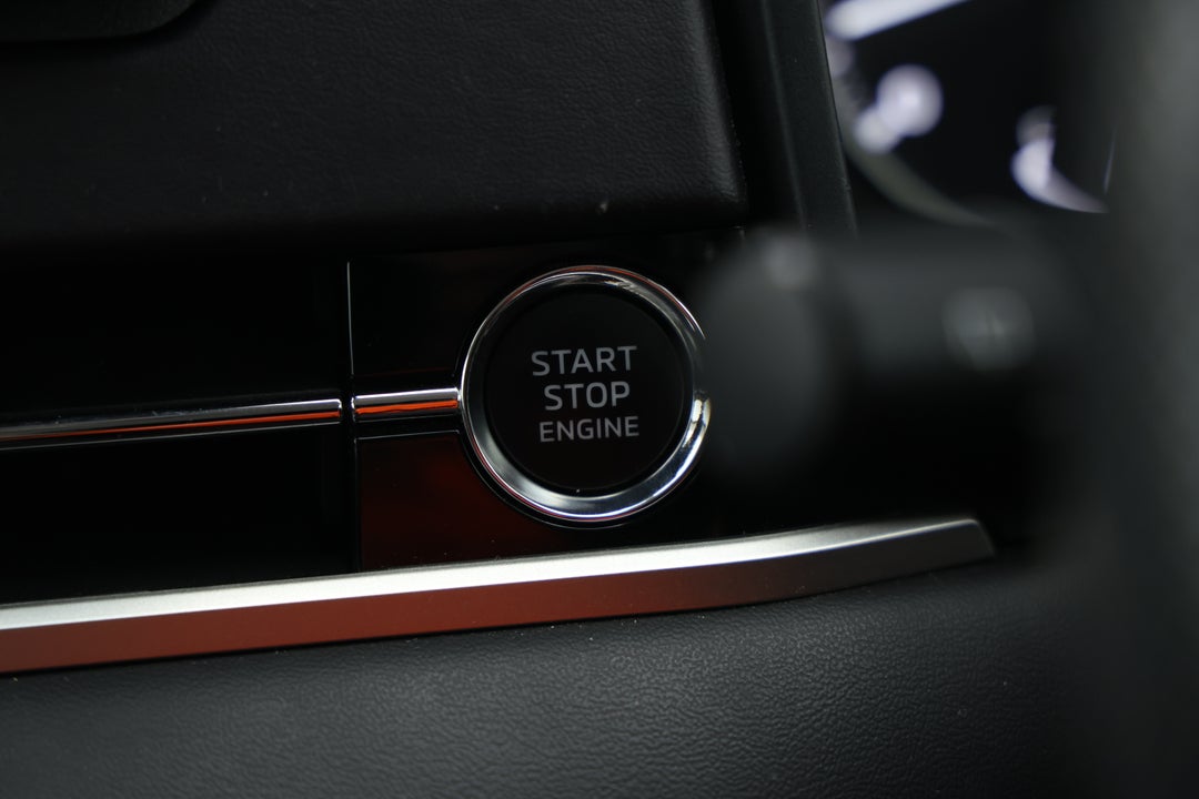 2024 Mitsubishi Outlander Es 7 Seat (2WD), Automatic, 27208 km, Keyless / Button Start