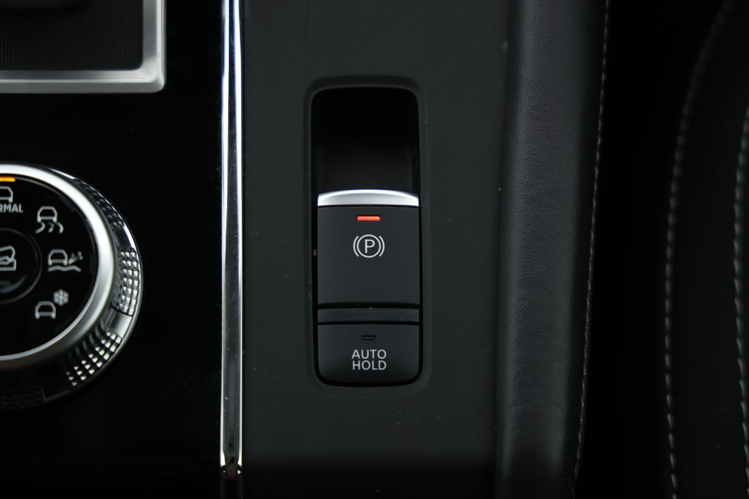 2024 Mitsubishi Outlander Es 7 Seat (2WD), Automatic, 27208 km, Handbrake