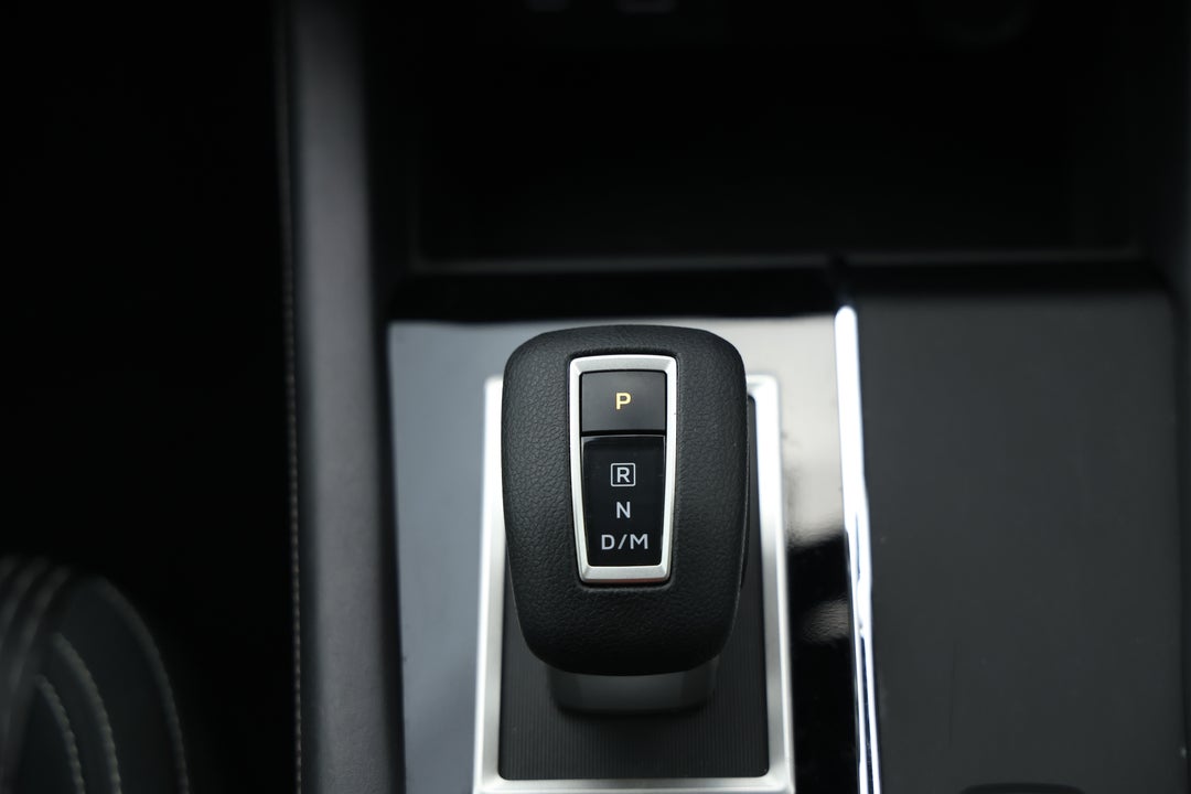 2024 Mitsubishi Outlander Es 7 Seat (2WD), Automatic, 27208 km, Gear Lever 