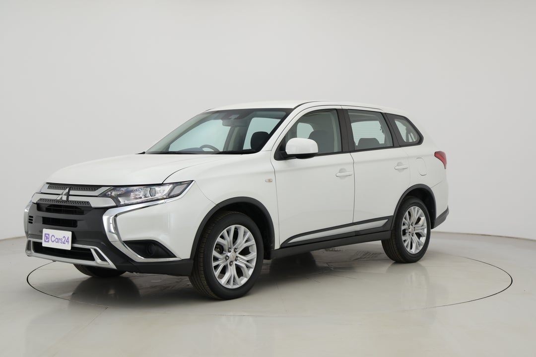 2021 Mitsubishi Outlander Es 7 Seat (2WD), Automatic, 82352 km, Left Front Diagonal (45- Degree) View