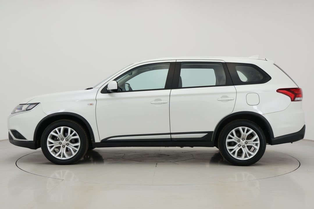 2021 Mitsubishi Outlander Es 7 Seat (2WD), Automatic, 82352 km, Left Side View