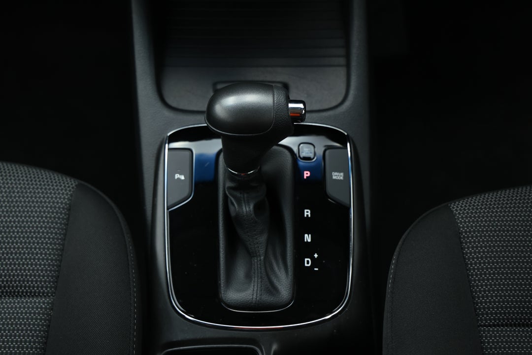 2016 Kia Cerato S, Automatic, 86043 km, Gear Lever 