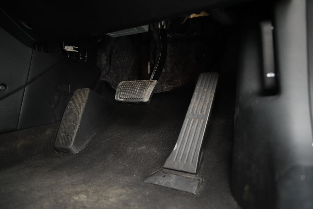 2016 Kia Cerato S, Automatic, 86043 km, Pedals and Footmat