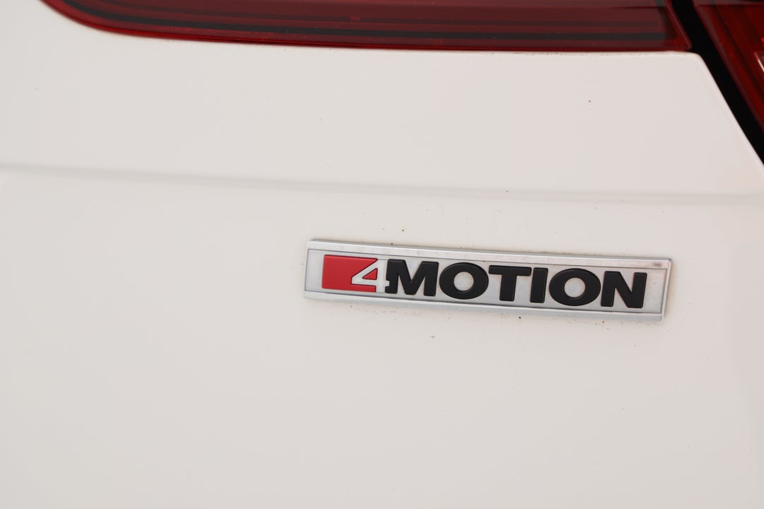 2020 Volkswagen Tiguan 162 Tsi Highline, Automatic, 75127 km, Badge (Boot Right Side)