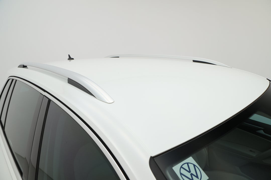 2020 Volkswagen Tiguan 162 Tsi Highline, Automatic, 75127 km, Roof/Sunroof View