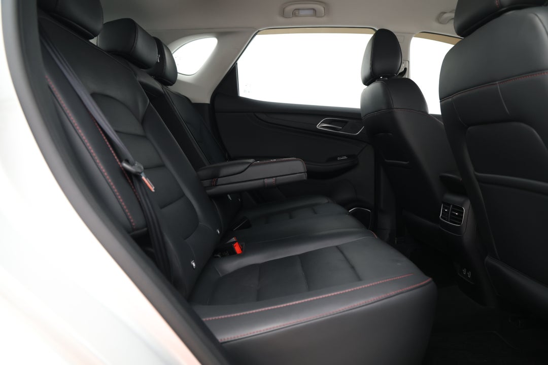 2022 MG HS Excite X, Automatic, 46802 km, Right Side Rear Door Cabin View