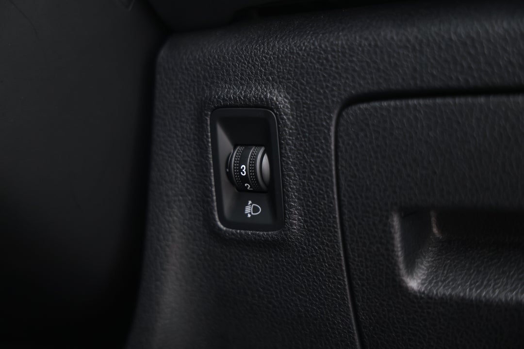 2022 MG HS Excite X, Automatic, 46802 km, Utility Switches/Buttons