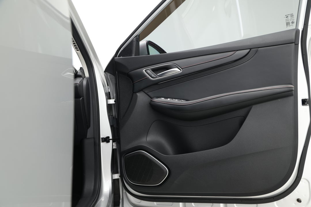 2022 MG HS Excite X, Automatic, 46802 km, Speaker View