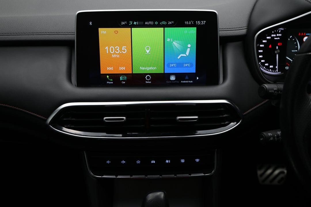 2022 MG HS Excite X, Automatic, 46802 km, Center Console