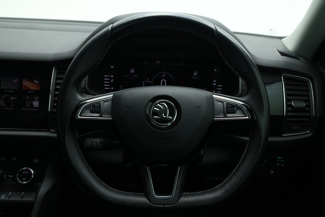 2020 SKODA Kodiaq 132 Tsi (4x4), Automatic, 67210 km, Steering Wheel Close-up