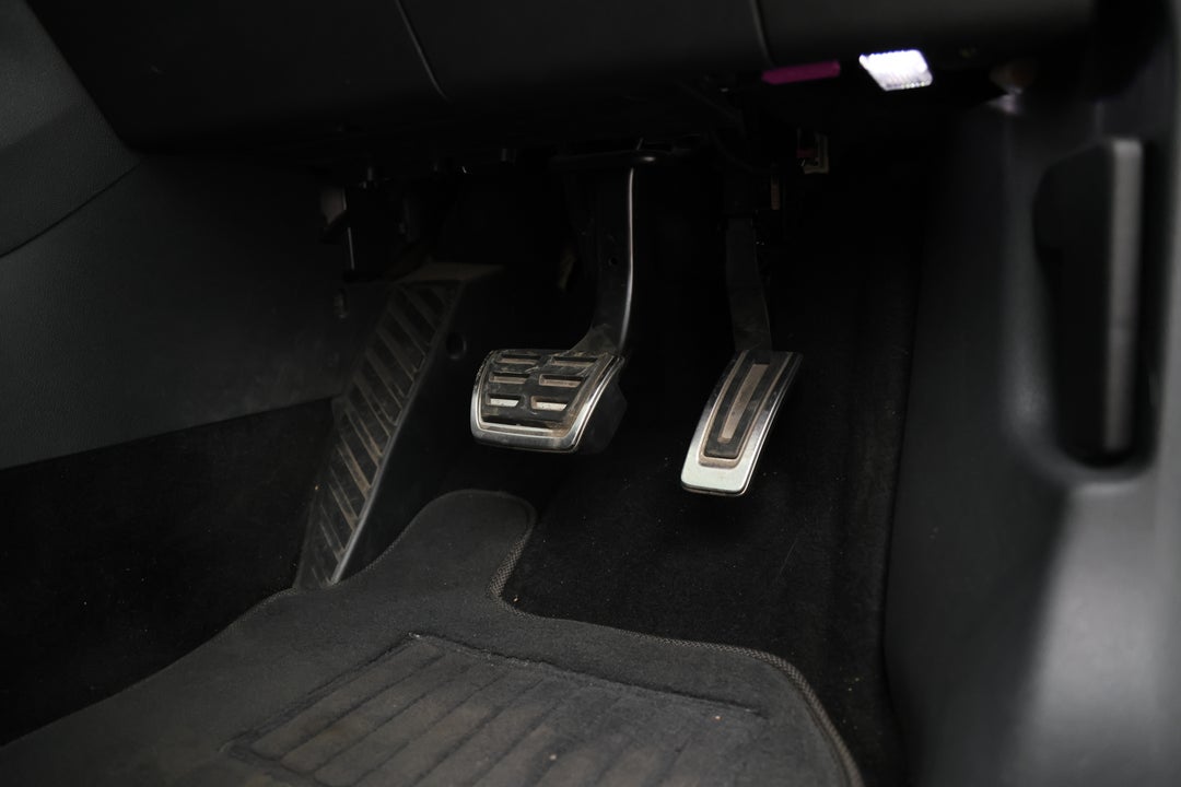 2020 SKODA Kodiaq 132 Tsi Sportline (4x4), Automatic, 87638 km, Pedals and Footmat