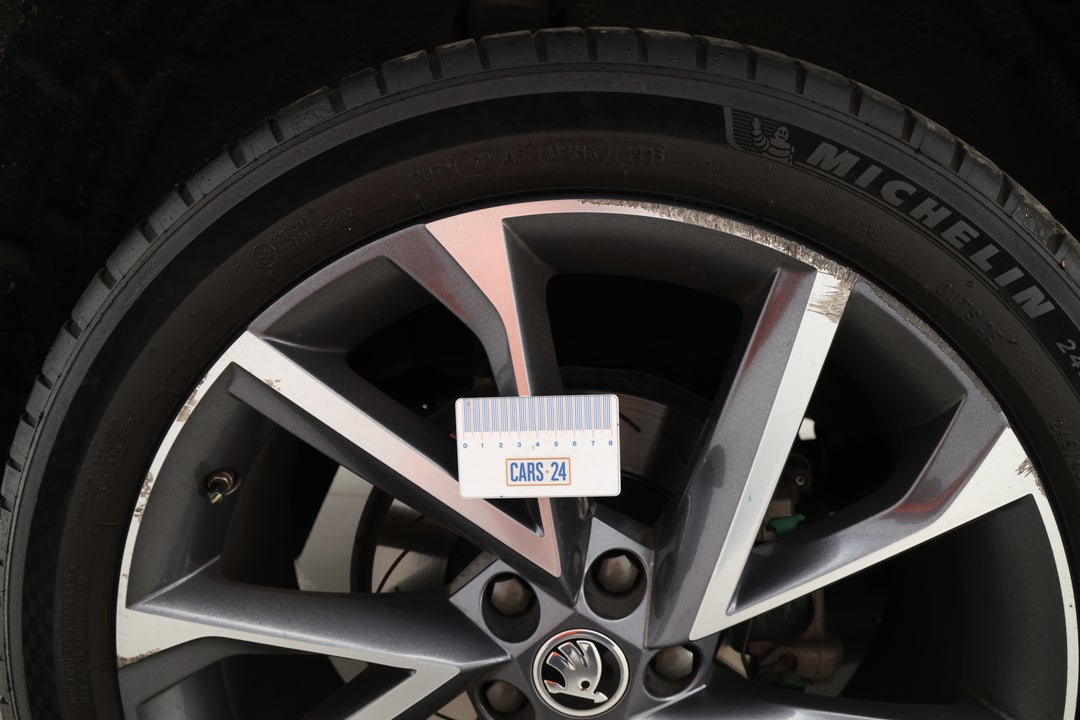 2020 SKODA Kodiaq 132 Tsi Sportline (4x4), Automatic, 87638 km, Wheels Rim Front LHS Gutter Rash