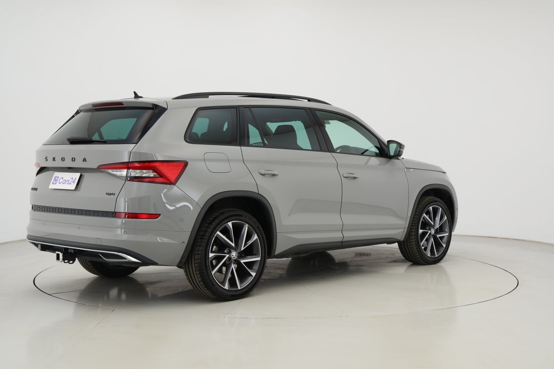 2020 SKODA Kodiaq 132 Tsi Sportline (4x4), Automatic, 87638 km, Right Back Diagonal (45- Degree) View