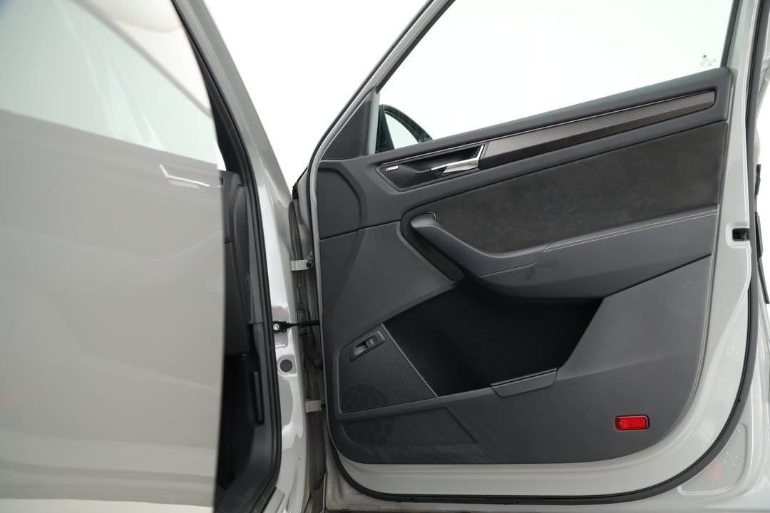 2020 SKODA Kodiaq 132 Tsi Sportline (4x4), Automatic, 87638 km, Speaker View