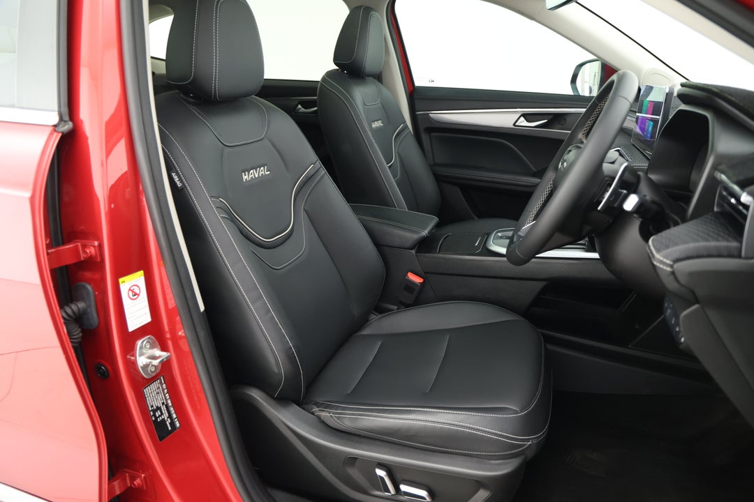 2021 GWM Haval Jolion Ultra, Automatic, 43530 km, Right Side Front Door Cabin View