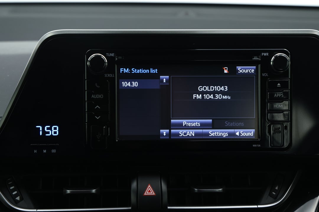 2017 Toyota C-HR (AWD), Automatic, 69255 km, Infotainment System