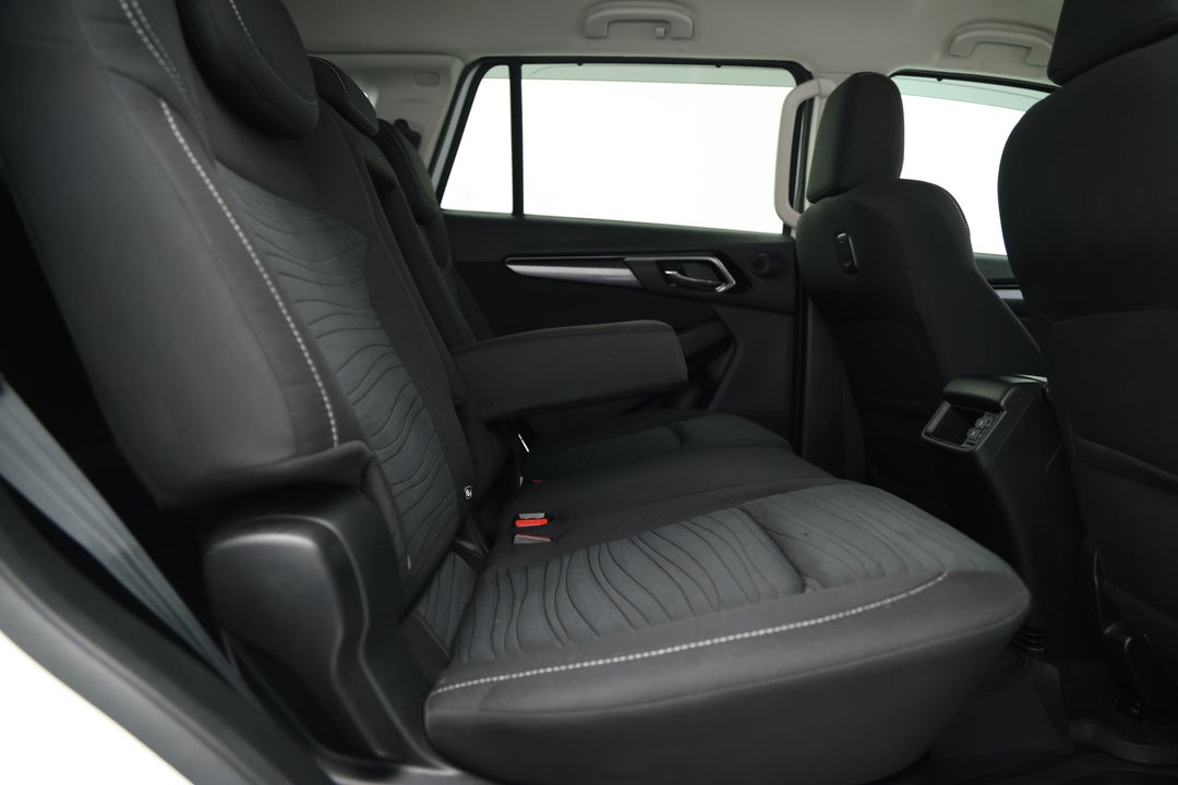 2023 Isuzu MU-X Ls-u (4x4), Automatic, 44711 km, Right Side Rear Door Cabin View