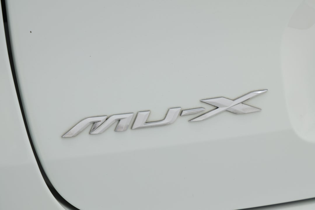 2023 Isuzu MU-X Ls-u (4x4), Automatic, 44711 km, Badge (Boot Left Side)