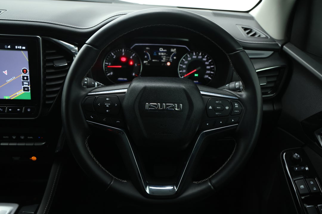 2023 Isuzu MU-X Ls-u (4x4), Automatic, 44711 km, Steering Wheel Close-up