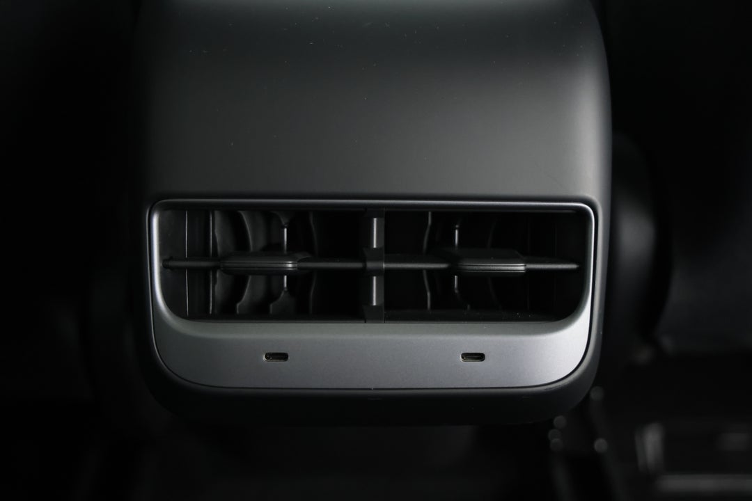 2023 Tesla Model Y Rear-wheel Drive, Automatic, 29917 km, Rear A/C Vent