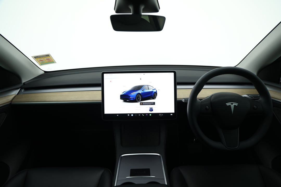 2023 Tesla Model Y Rear-wheel Drive, Automatic, 29917 km, Dashboard View