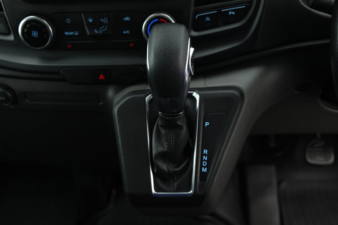 2018 Ford Transit Custom 300s (swb), Automatic, 144665 km, Gear Lever 