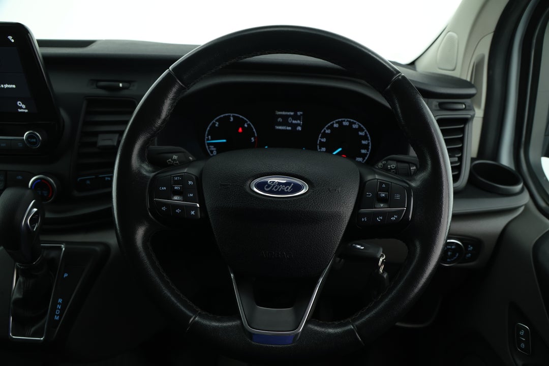 2018 Ford Transit Custom 300s (swb), Automatic, 144665 km, Steering Wheel Close-up