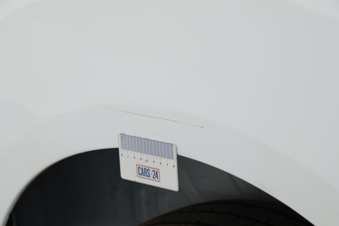 2018 Ford Transit Custom 300s (swb), Automatic, 144665 km, Quarter Panel Front RHS Guard Scratch