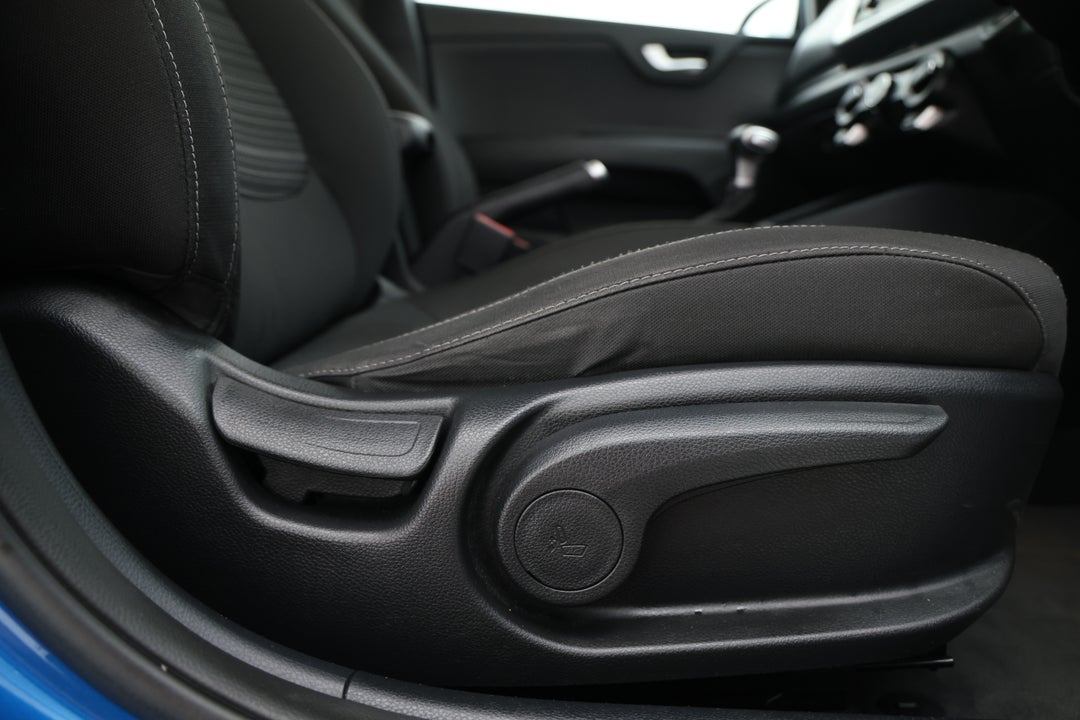 2022 Kia Stonic Sport, Automatic, 64307 km, Drivers Side Adjustment Panel