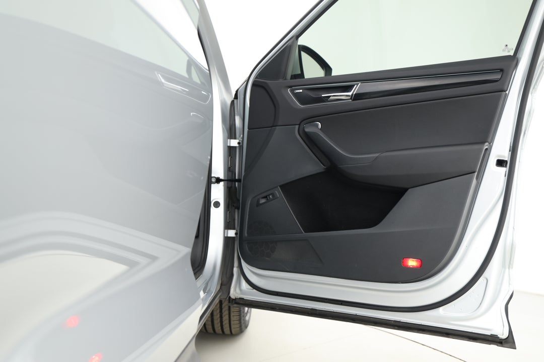 2017 SKODA Kodiaq 132 Tsi (4x4), Automatic, 107607 km, Speaker View