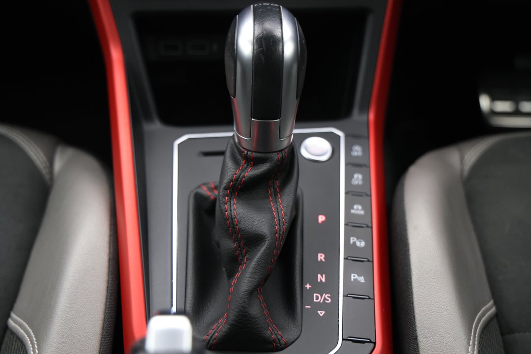 2018 Volkswagen Polo Gti, Automatic, 80546 km, Gear Lever 