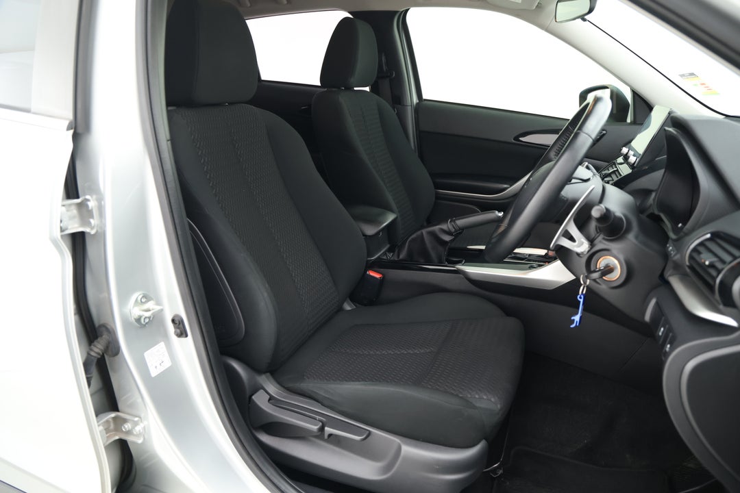 2021 Mitsubishi Eclipse Cross Es (2WD), Automatic, 65045 km, Right Side Front Door Cabin View