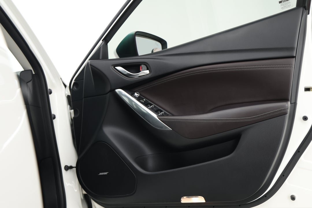 2017 Mazda 6 Gt, Automatic, 72940 km, Speaker View