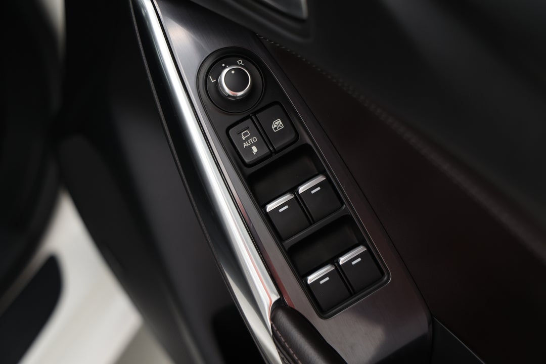 2017 Mazda 6 Gt, Automatic, 72940 km, Drivers Side Door Panel Controls
