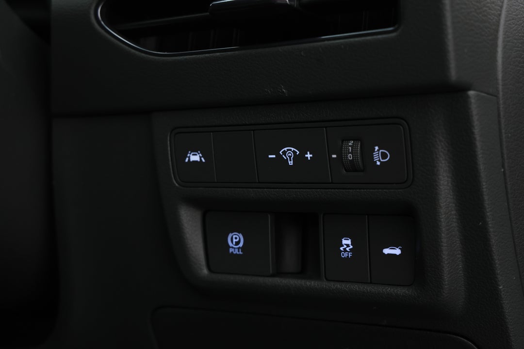 2022 Hyundai Sonata N Line, Automatic, 95964 km, Utility Switches/Buttons