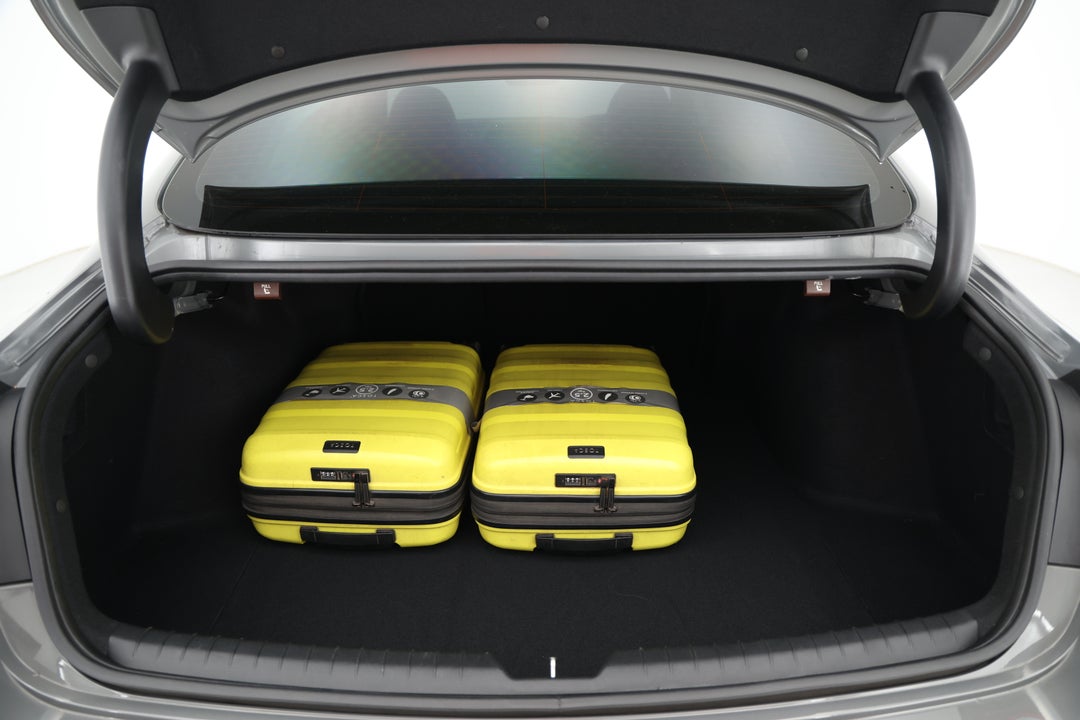 2022 Hyundai Sonata N Line, Automatic, 95964 km, Boot Inside View with Luggage