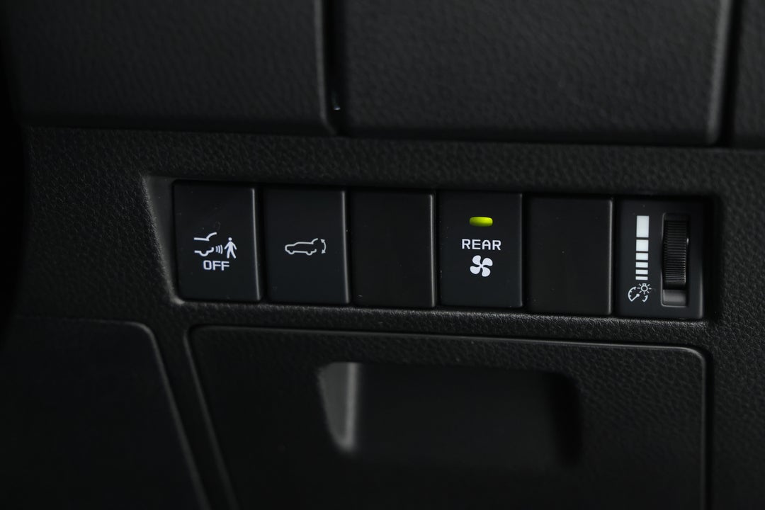 2024 Isuzu Ute MU-X Ls-t, Automatic, 3851 km, Utility Switches/Buttons