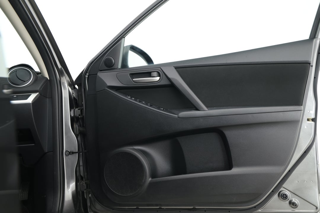 2013 Mazda 3 Neo, Automatic, 72816 km, Speaker View