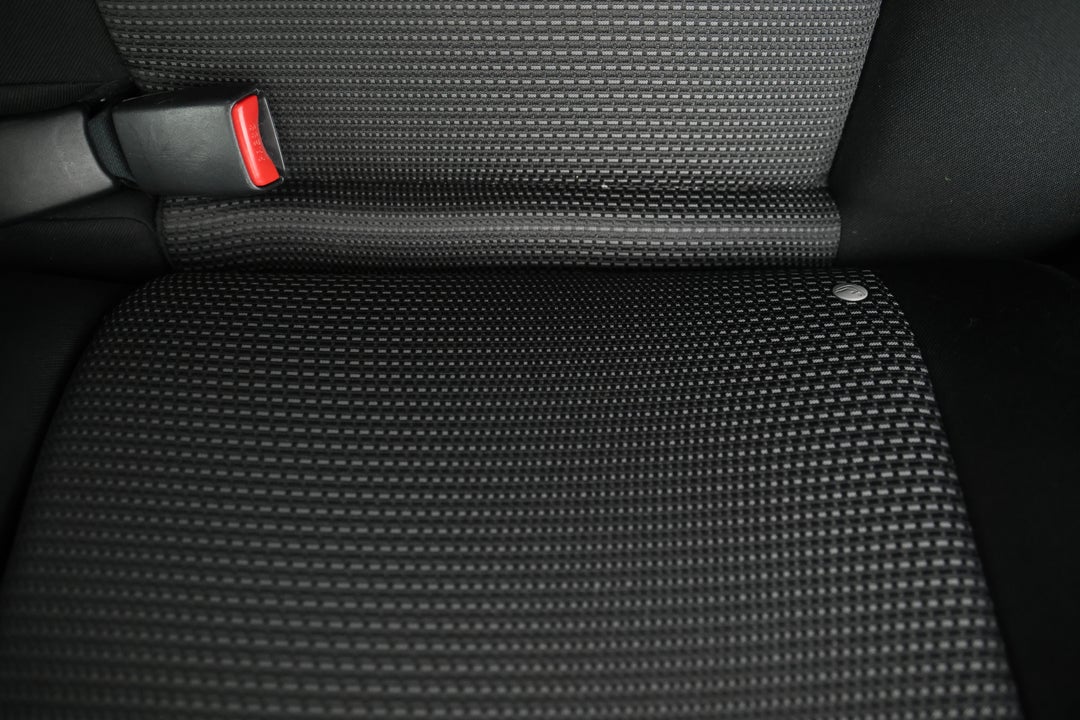 2013 Mazda 3 Neo, Automatic, 72816 km, Child Seat Anchor Points