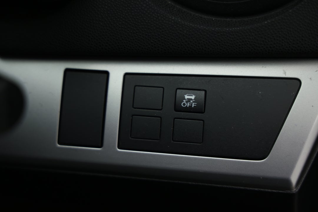 2013 Mazda 3 Neo, Automatic, 72816 km, Utility Switches/Buttons