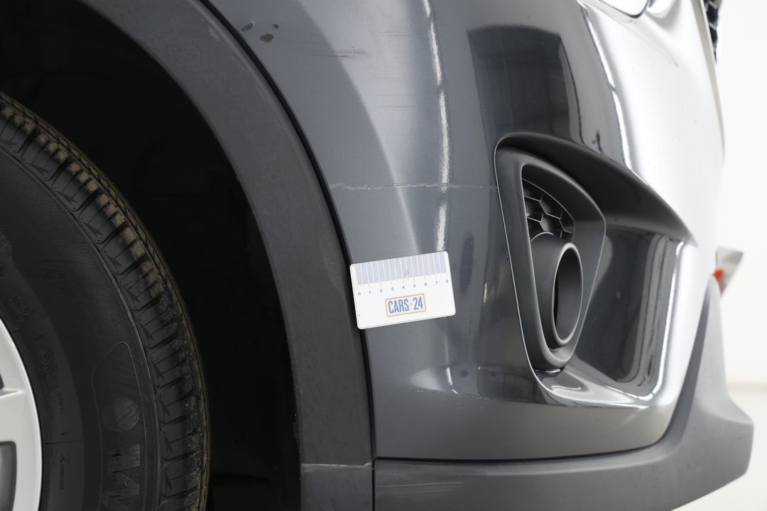 2014 Mazda CX-5 Maxx Sport (4x4), Automatic, 123668 km, Bumper Front Scratch