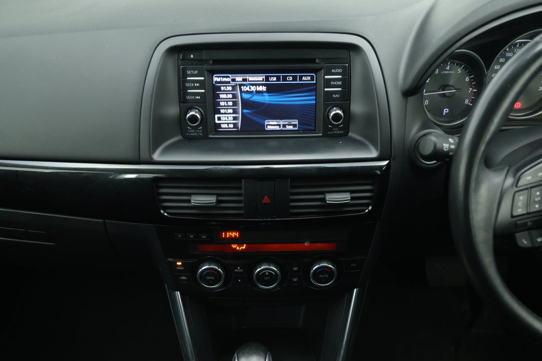 2014 Mazda CX-5 Maxx Sport (4x4), Automatic, 123668 km, Center Console
